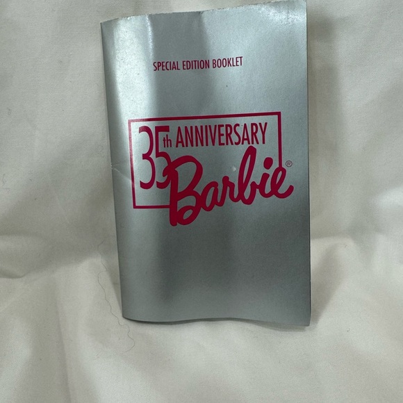 Barbie 35th anniversary special edition doll in box with booklet . Tag on hand - Picture 5 of 5